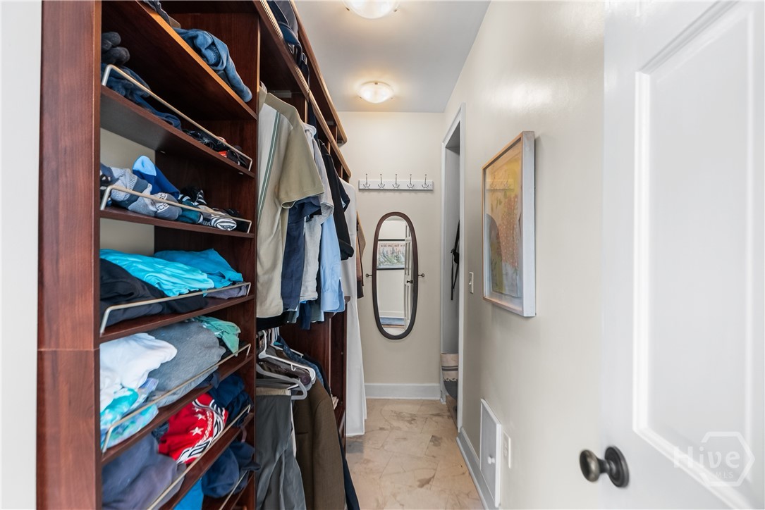 501 Tattnall Street Property Photo 19