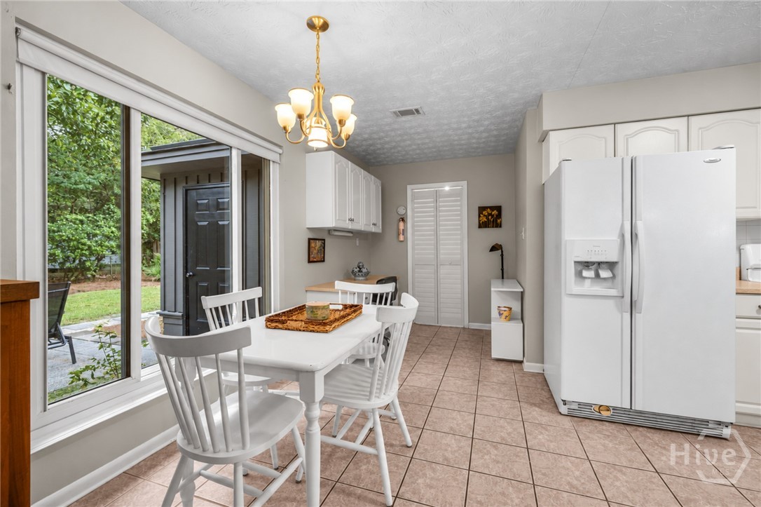 26 River Oaks Road Property Photo 12