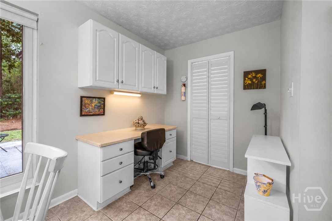 26 River Oaks Road Property Photo 13