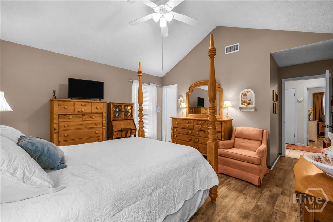 26 River Oaks Road Property Photo 15