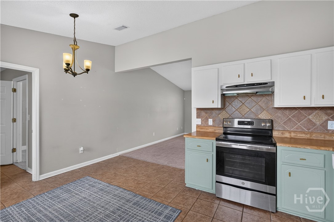 1244 Chinook Way Property Photo 11