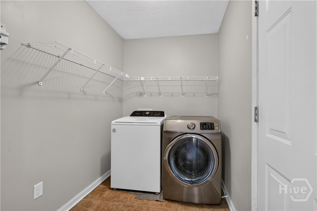 1244 Chinook Way Property Photo 14