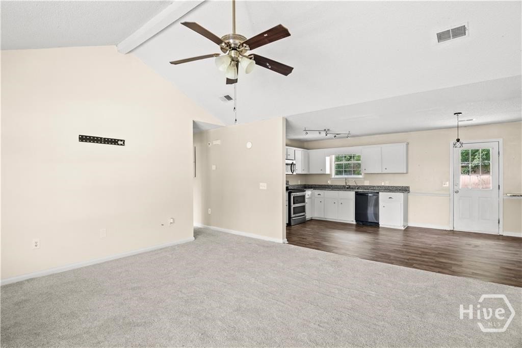 1325 Loblolly Drive Property Photo 5