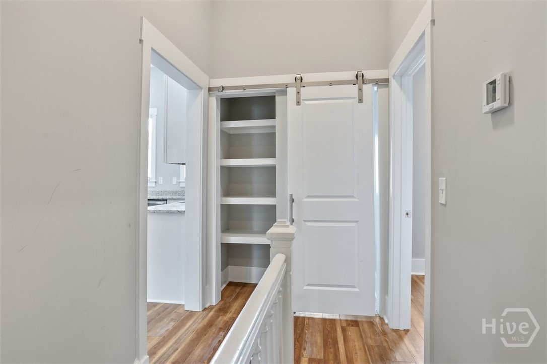 537 E Congress Street A & B Property Photo 18