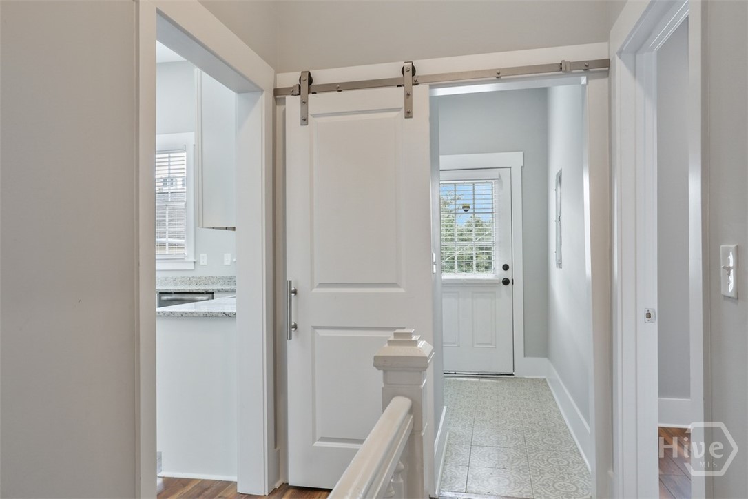 537 E Congress Street A & B Property Photo 19