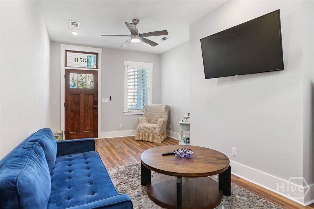 537 E Congress Street A & B Property Photo 35