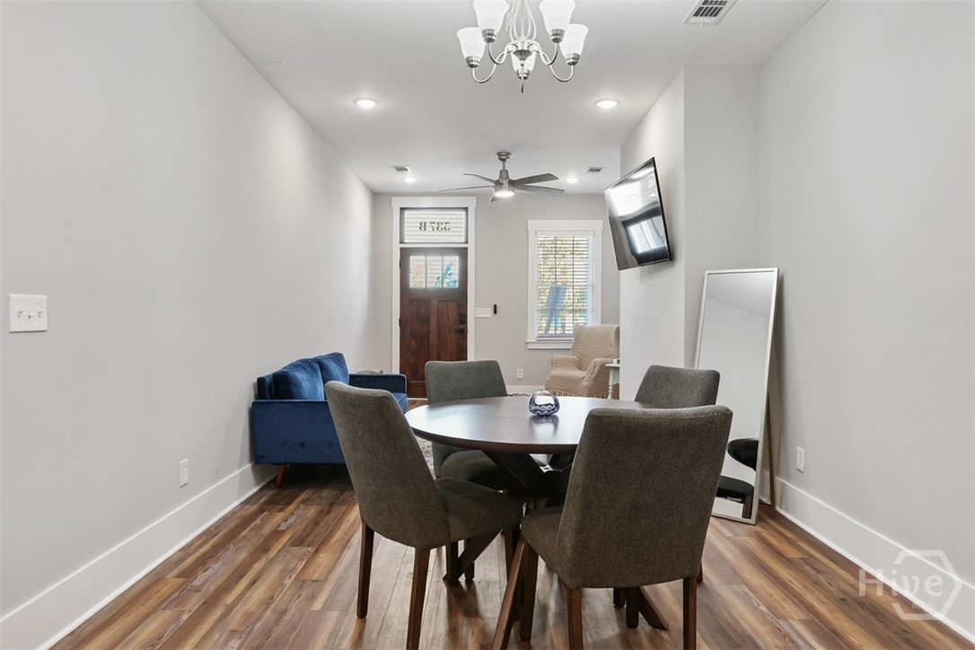 537 E Congress Street A & B Property Photo 41