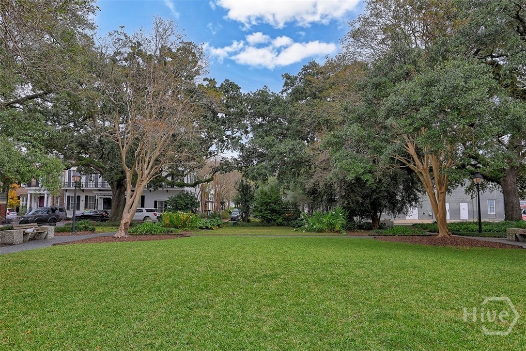 537 E Congress Street A & B Property Photo 60
