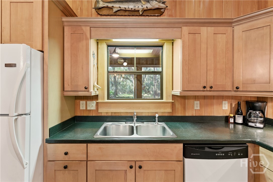 1306 Walker Road Property Photo 10