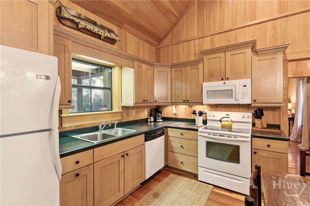 1306 Walker Road Property Photo 11
