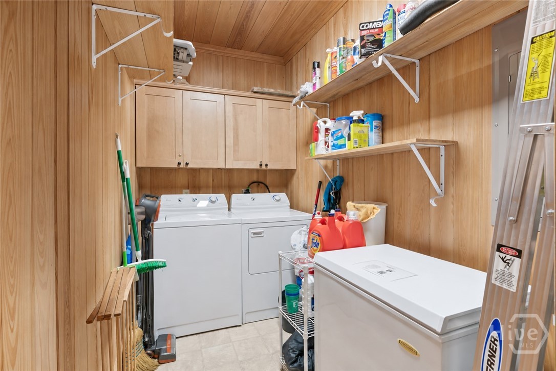 1306 Walker Road Property Photo 25