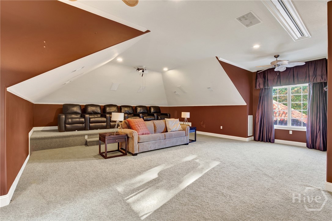 27 Shore Road Property Photo 18