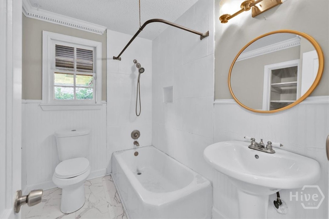 2403 Florida Avenue Property Photo 13