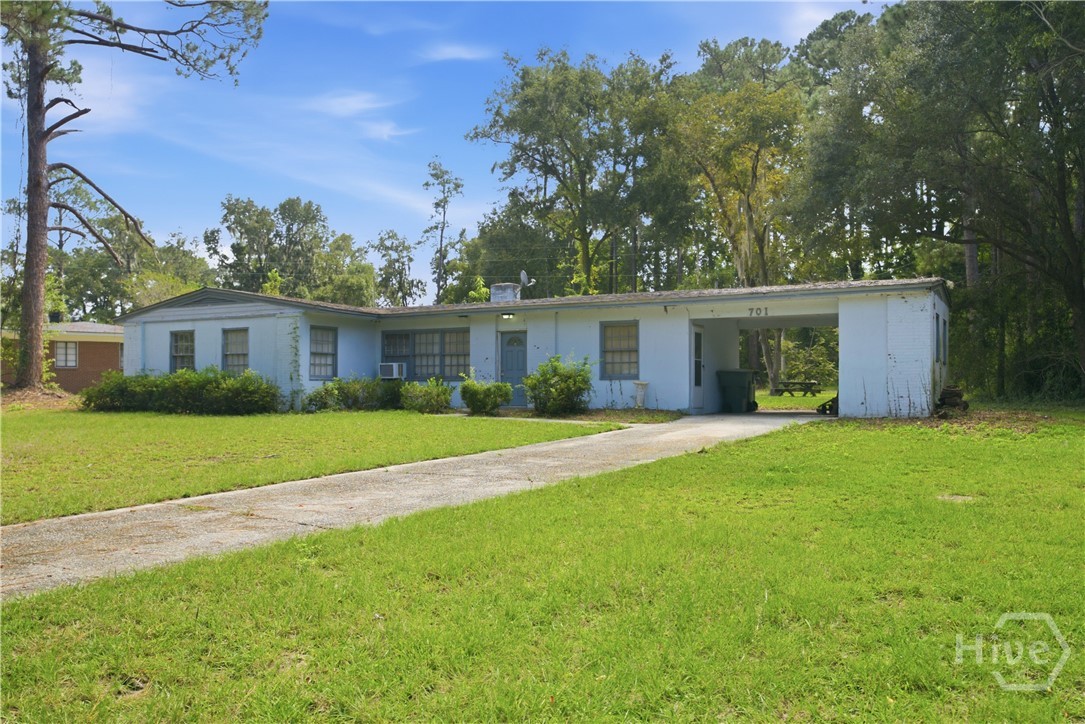 701 Highland Drive Property Photo 2