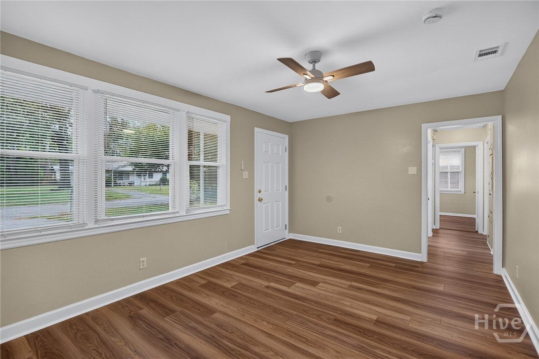 8601 Cresthill Avenue Property Photo 3