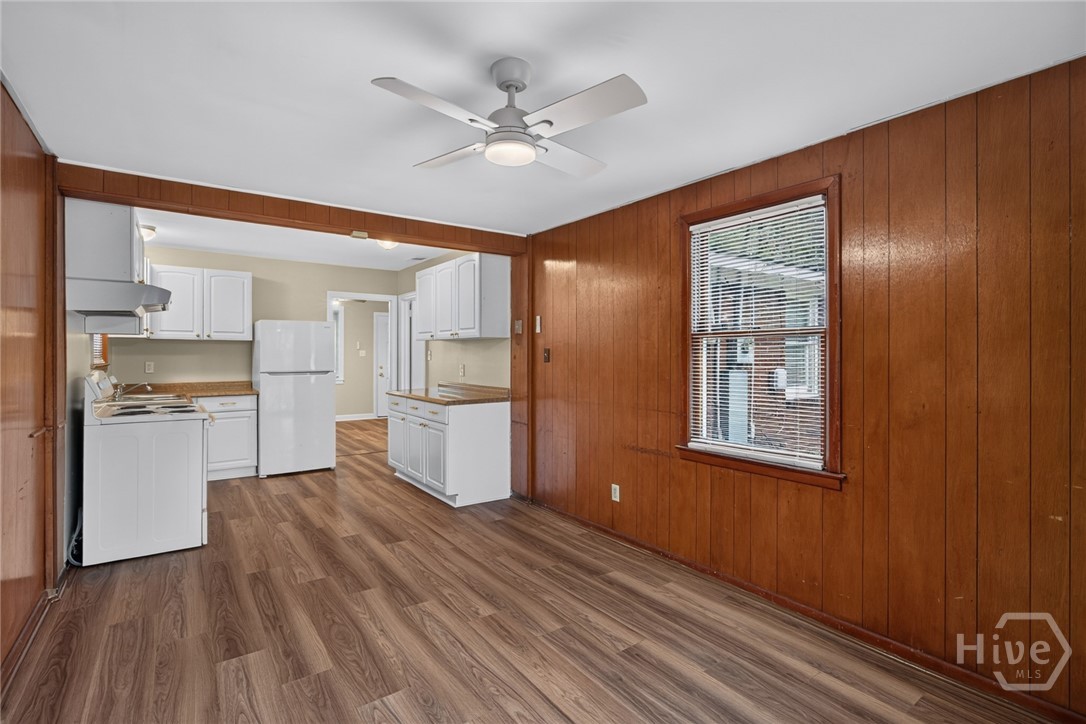 8601 Cresthill Avenue Property Photo 10