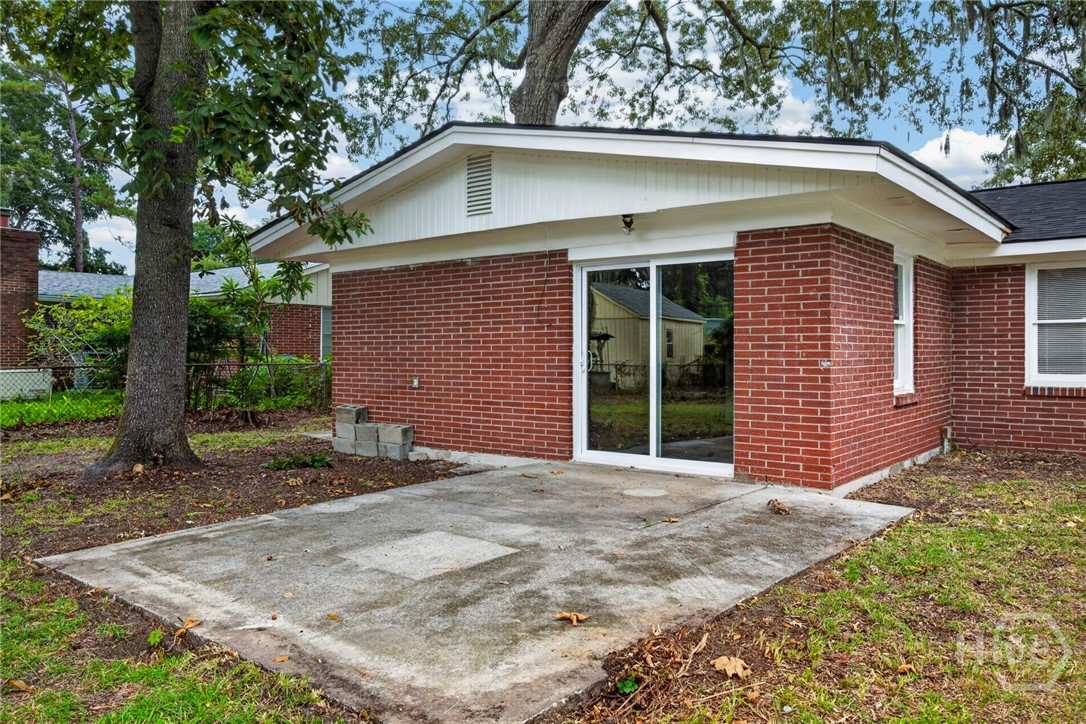 8601 Cresthill Avenue Property Photo 23