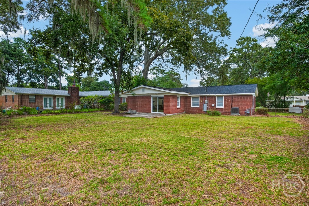 8601 Cresthill Avenue Property Photo 25