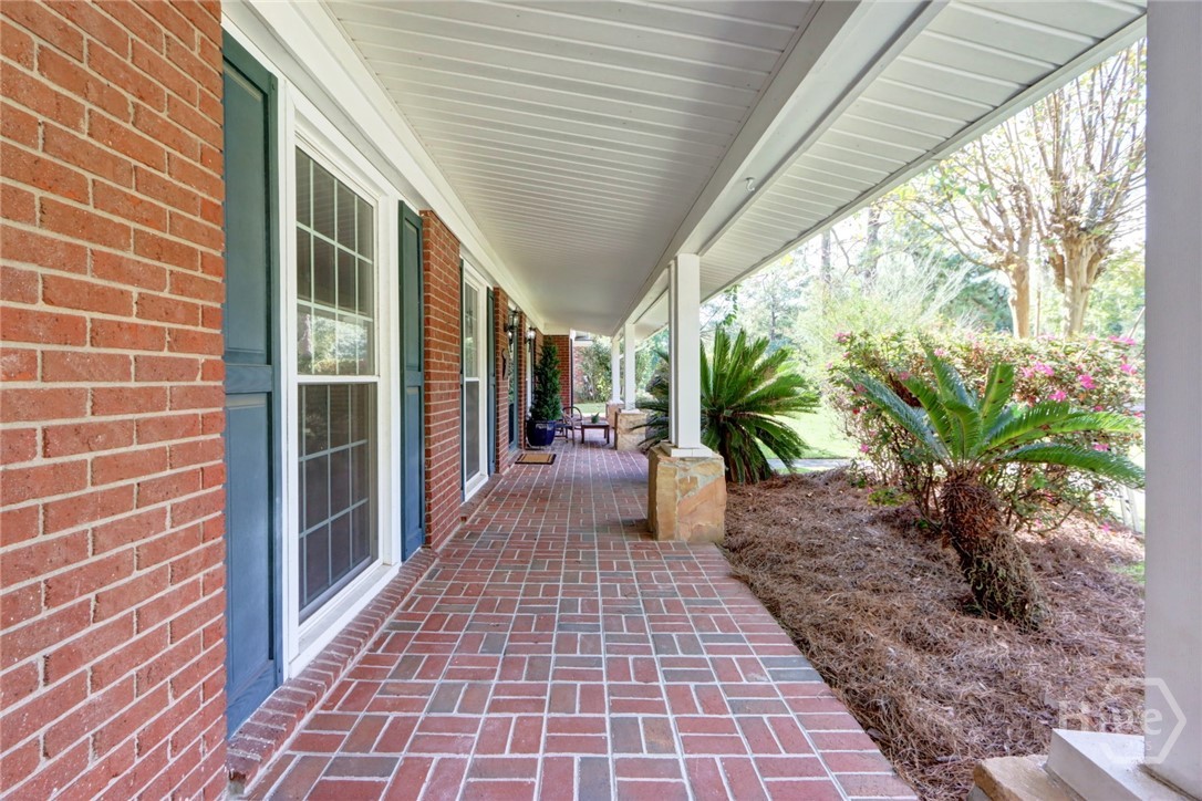 13104 Largo Drive Property Photo 3