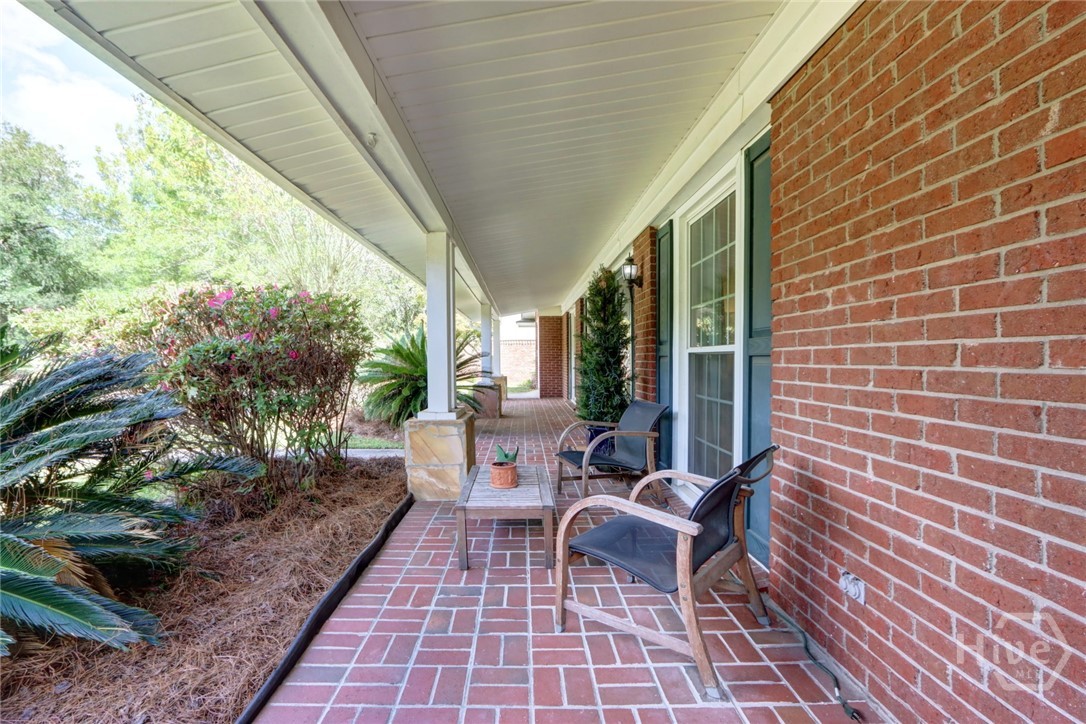 13104 Largo Drive Property Photo 5