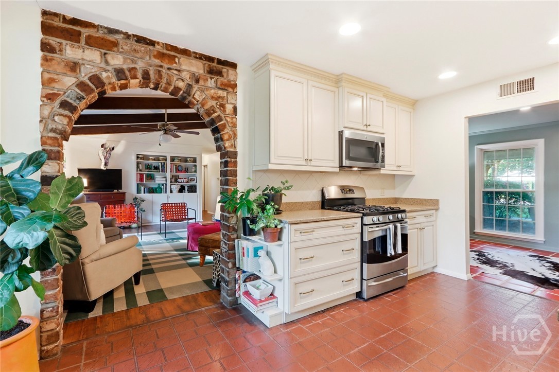13104 Largo Drive Property Photo 27