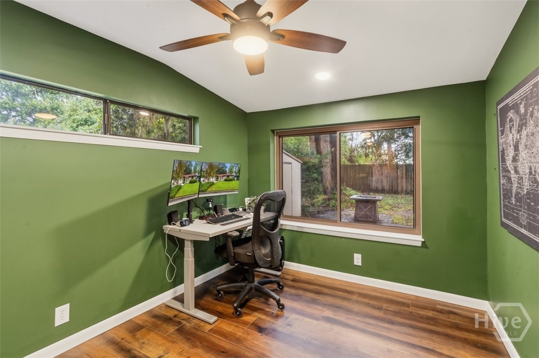4 Saint Moritz Court Property Photo 15