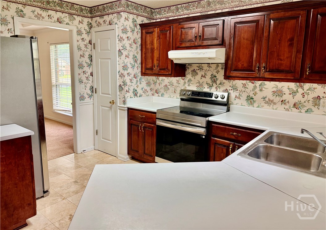 801 Hopeton Court Property Photo 10