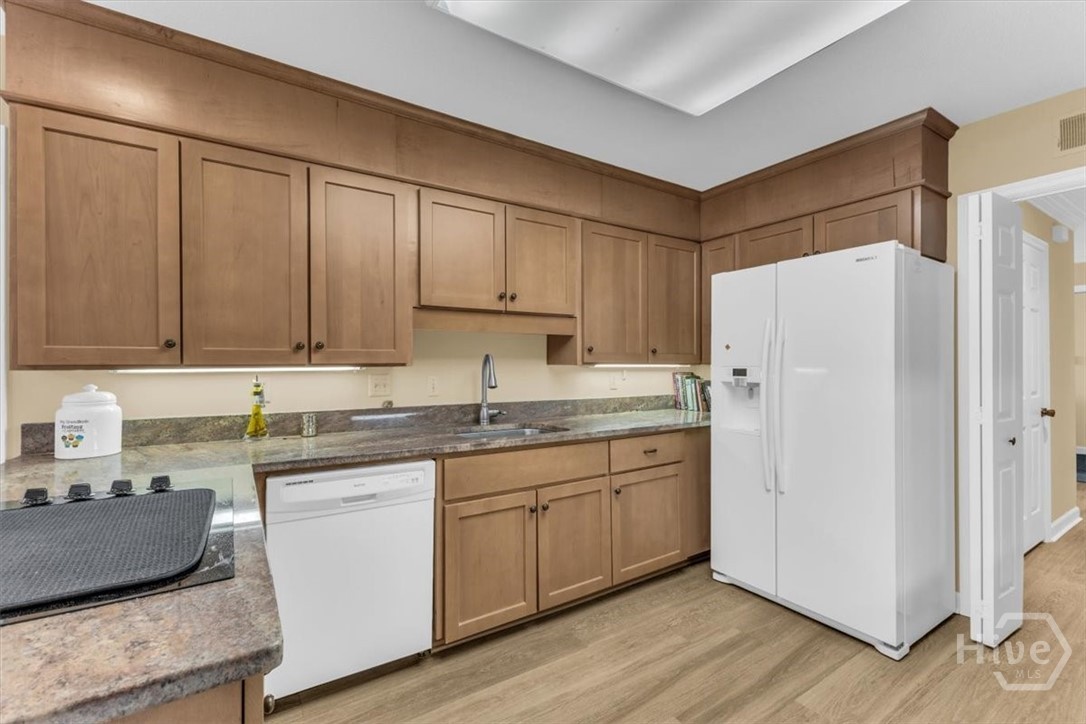 6401 Habersham Street 4 C Property Photo 21