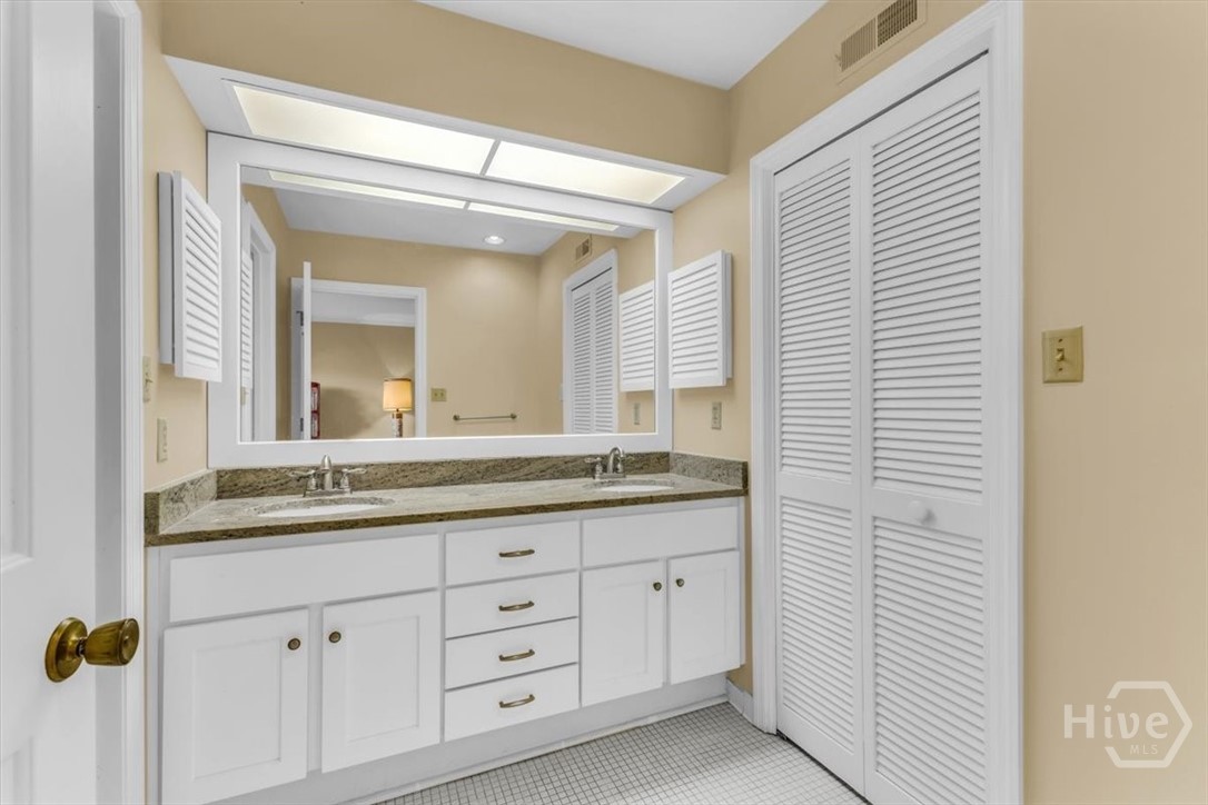 6401 Habersham Street 4 C Property Photo 34