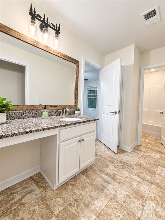 6 Easy Street Property Photo 9
