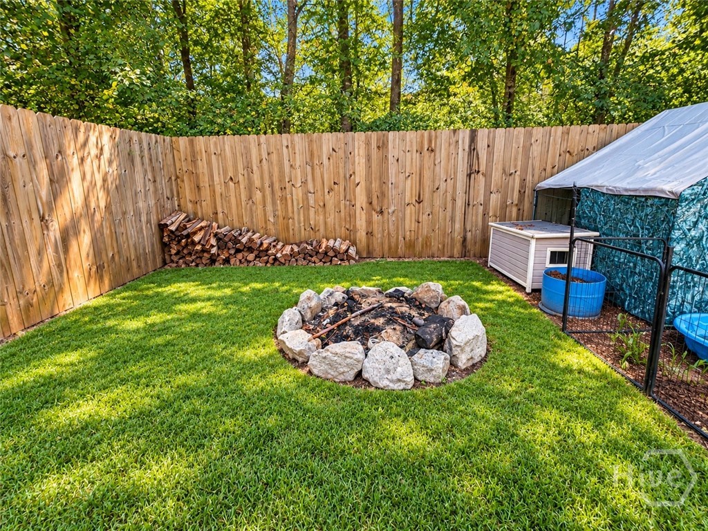 6 Easy Street Property Photo 20