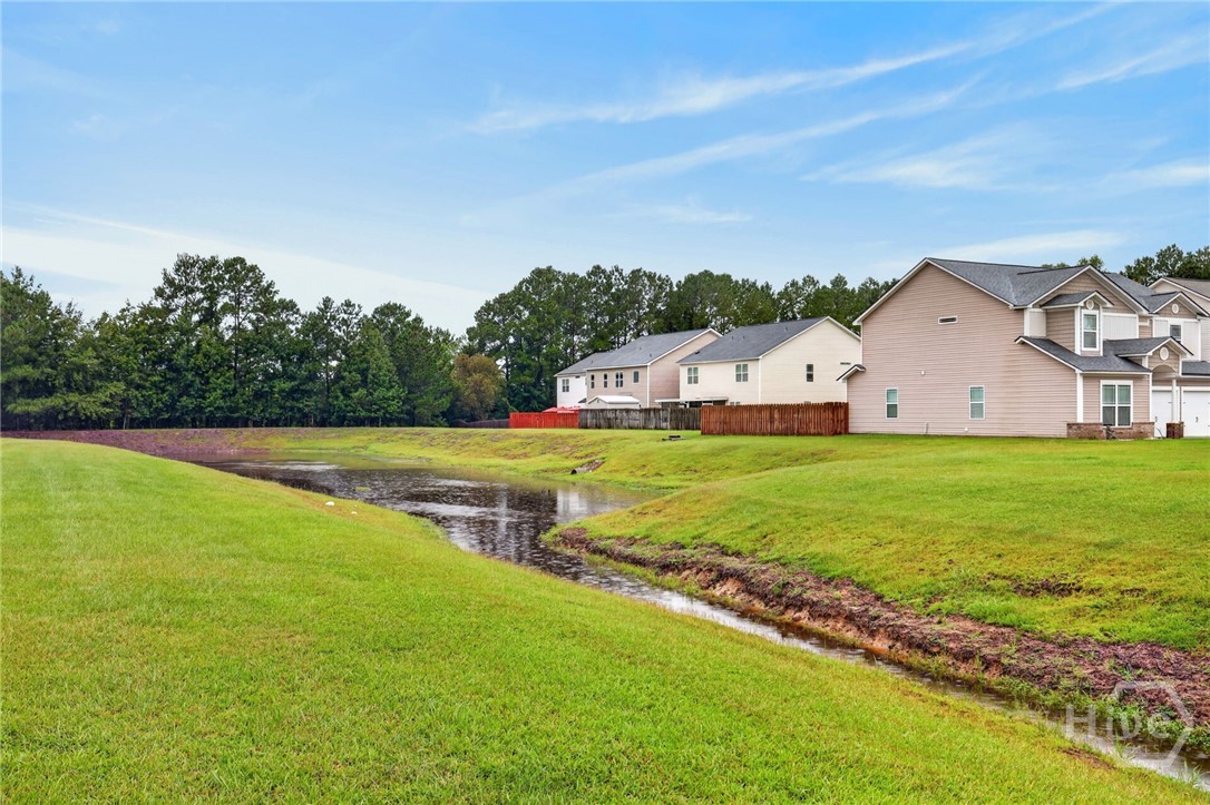 198 Chapel Lake S Property Photo 36