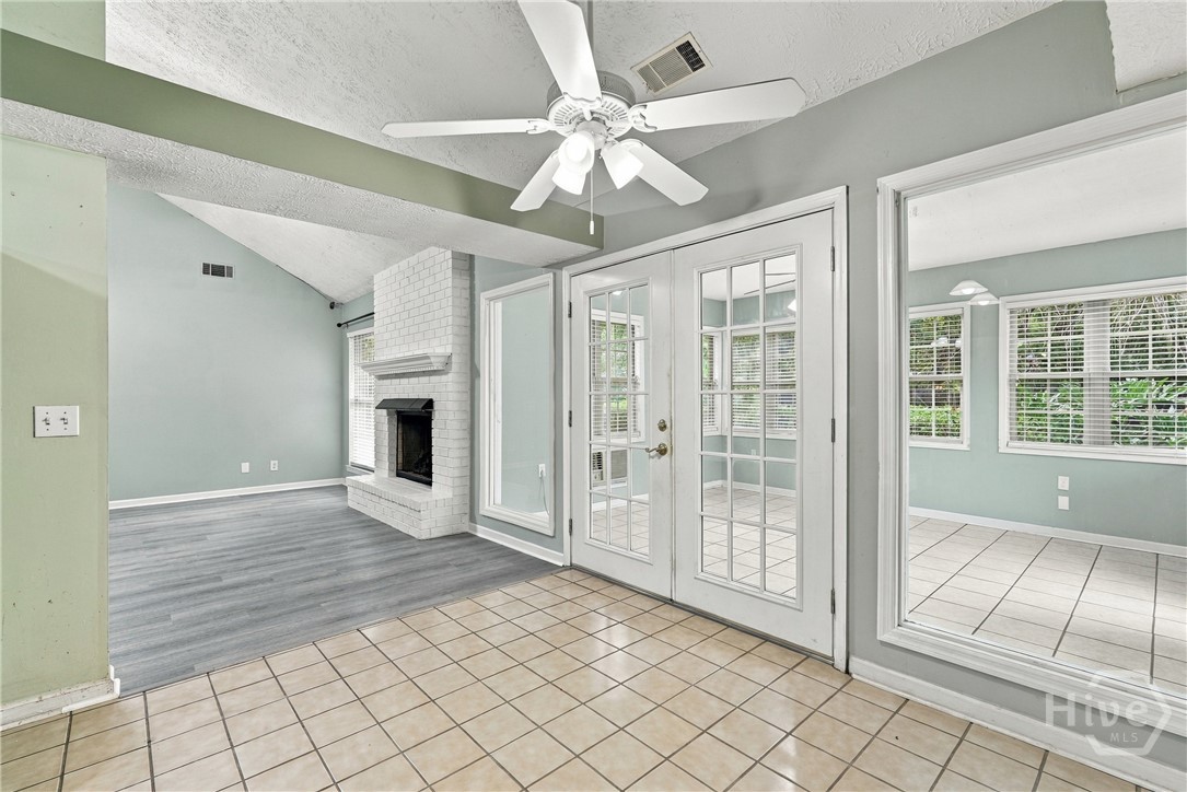 228 Davis Road Property Photo 10