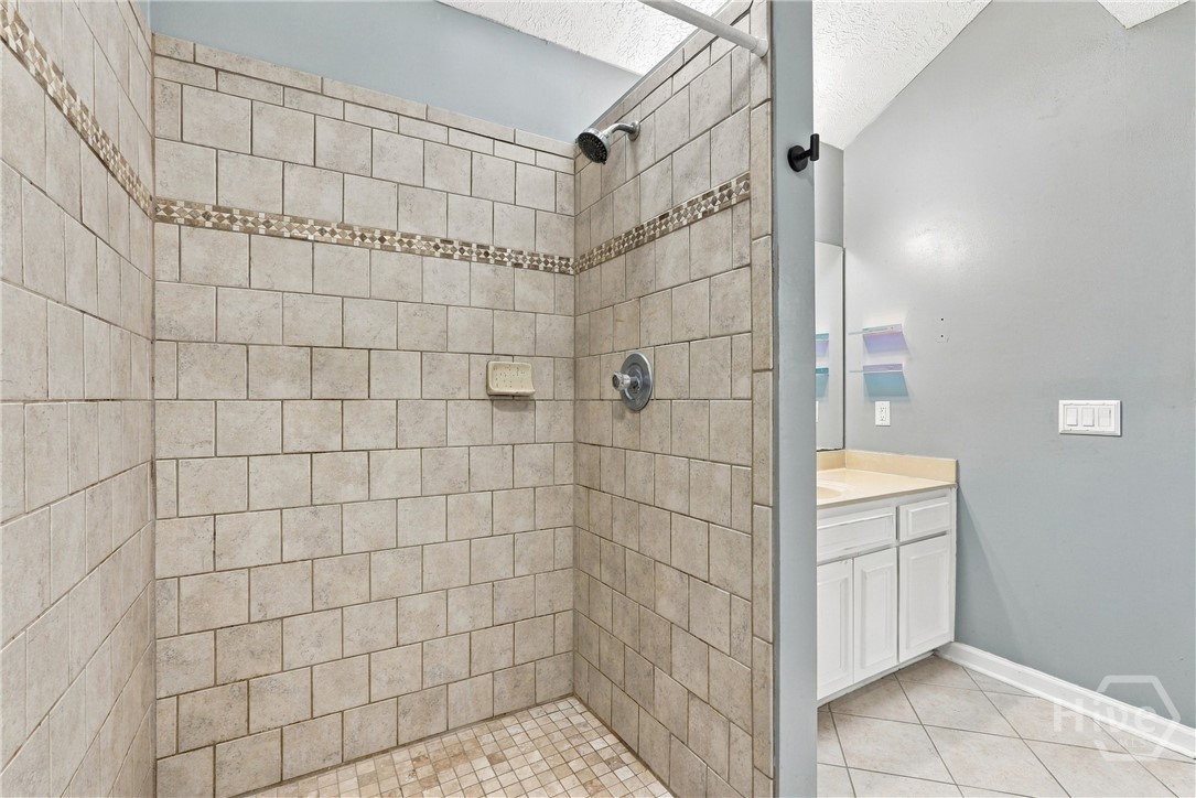 228 Davis Road Property Photo 24