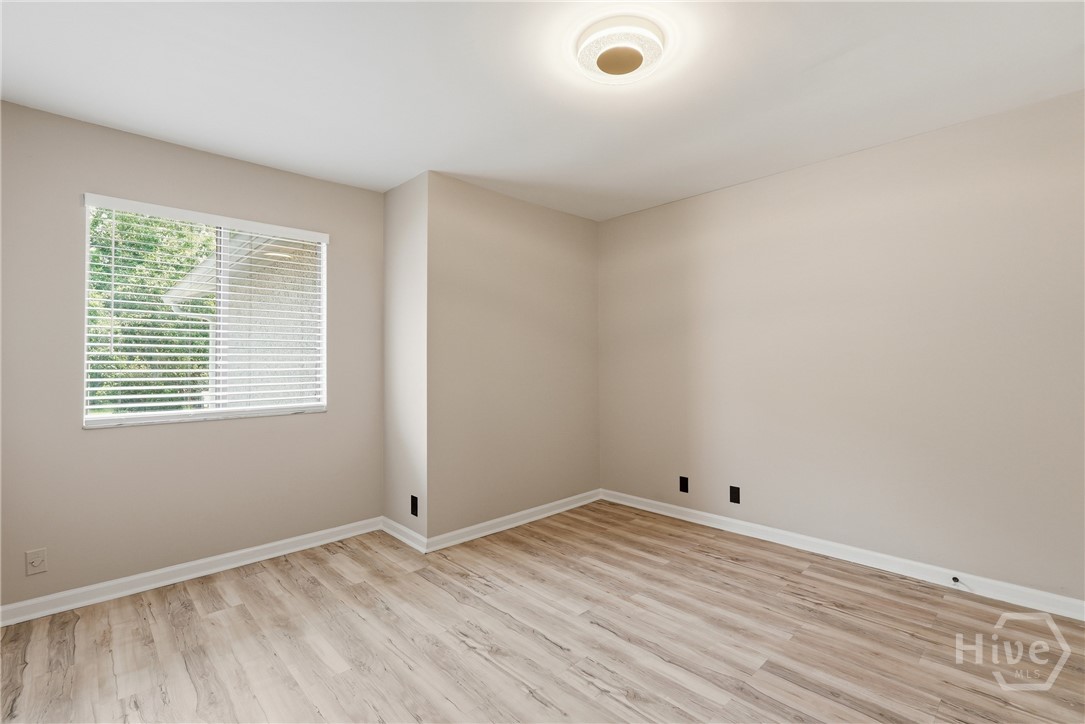 103 Oyster Shell Road D-12 Property Photo 9