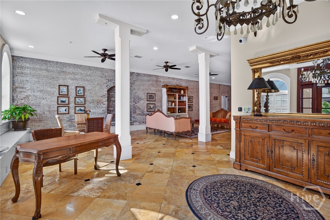 5 Whitaker Street 401 Property Photo 4