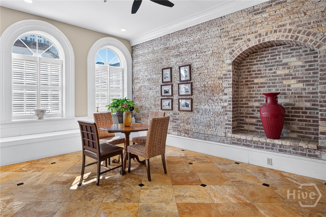 5 Whitaker Street 401 Property Photo 5