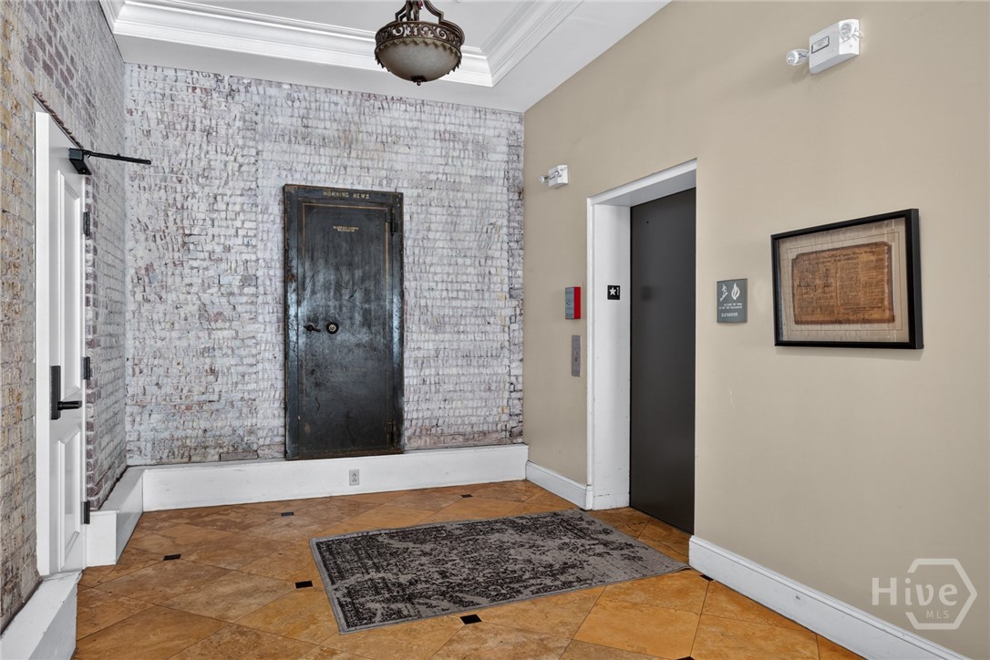 5 Whitaker Street 401 Property Photo 9