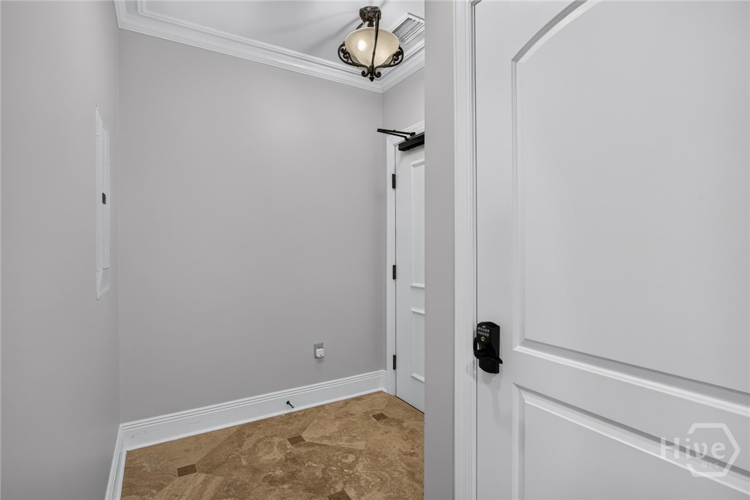 5 Whitaker Street 401 Property Photo 10
