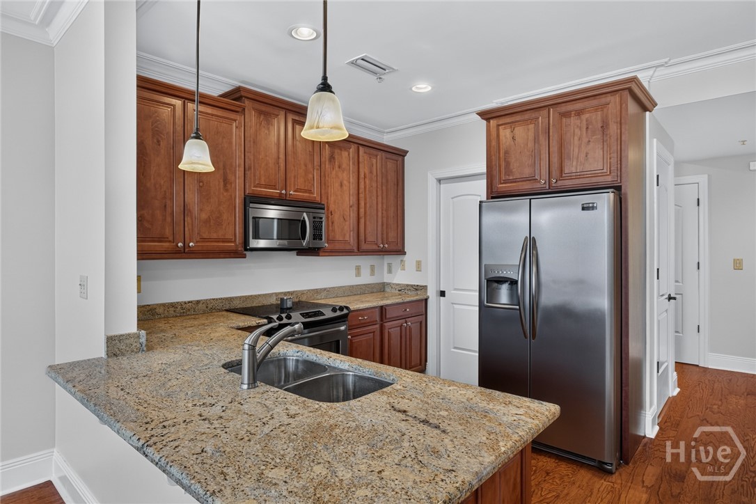 5 Whitaker Street 401 Property Photo 14