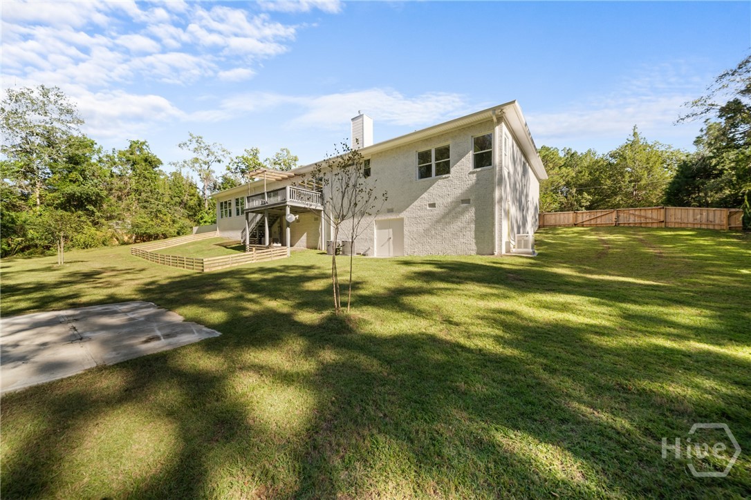 128 Oak Ridge Property Photo 3