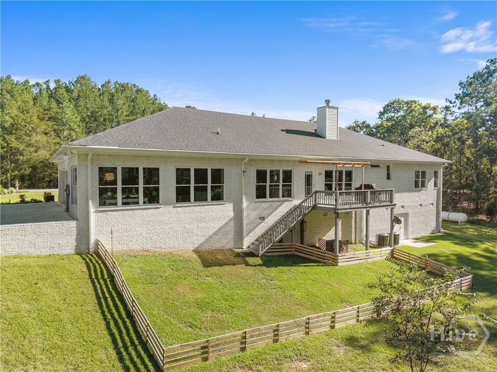 128 Oak Ridge Property Photo 4