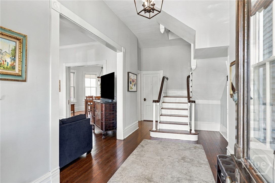 115 E 36th Street Property Photo 8