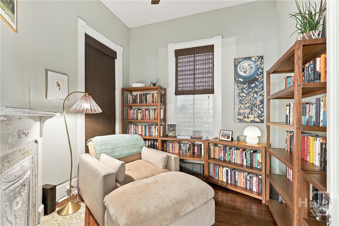 115 E 36th Street Property Photo 18