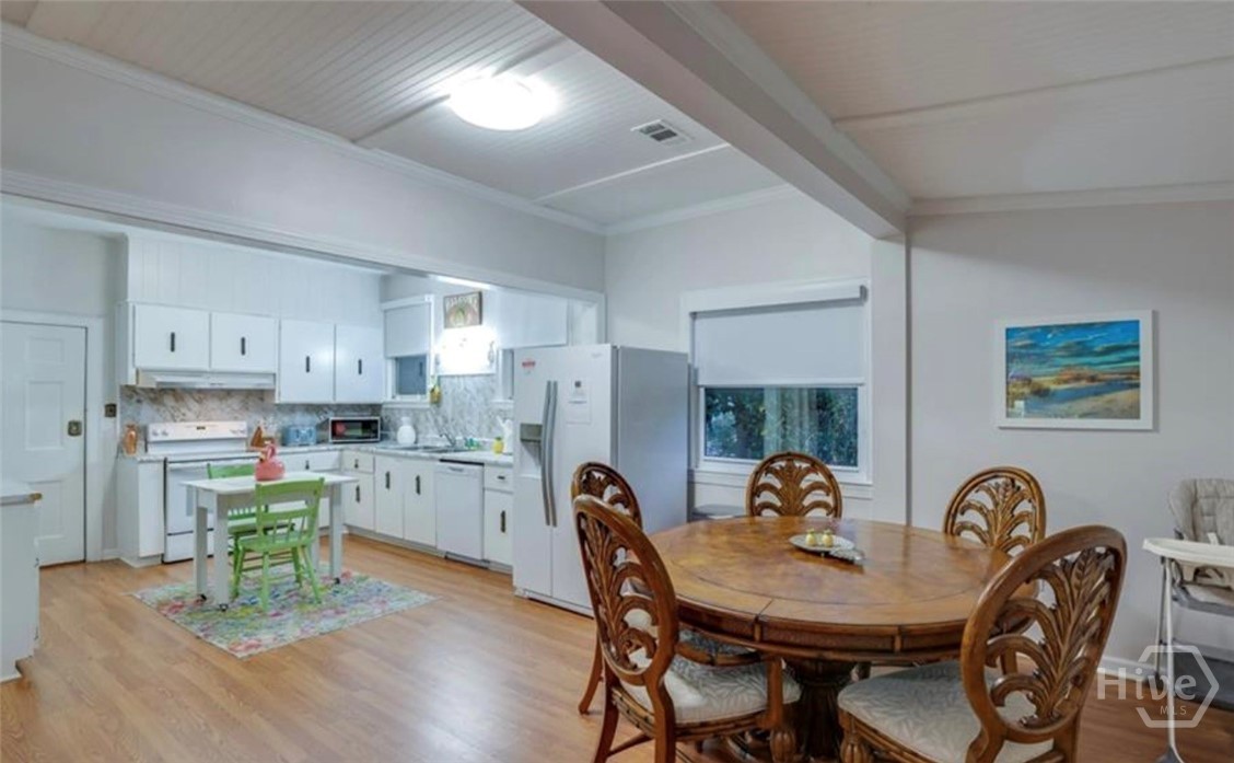 15 15th Street Property Photo 8