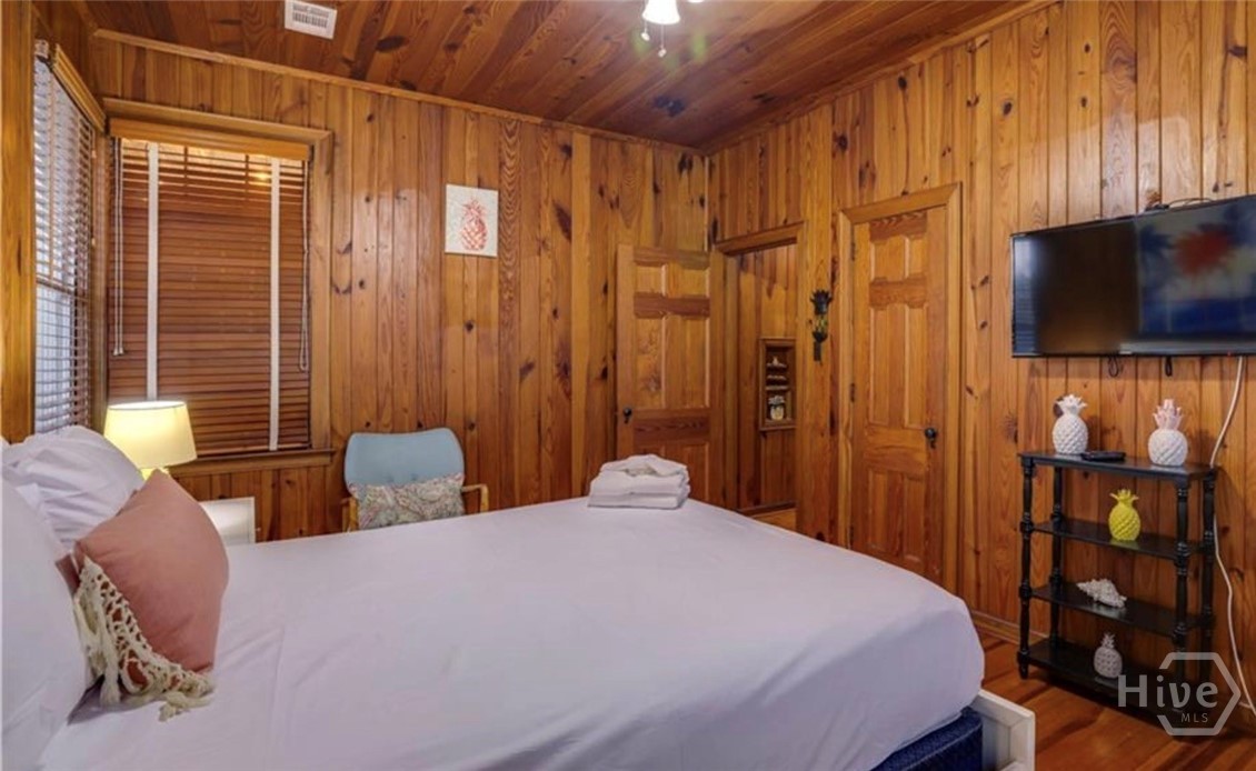 15 15th Street Property Photo 15