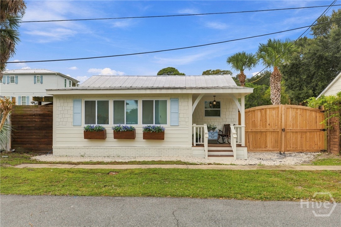 1213 5th Avenue Property Photo 1