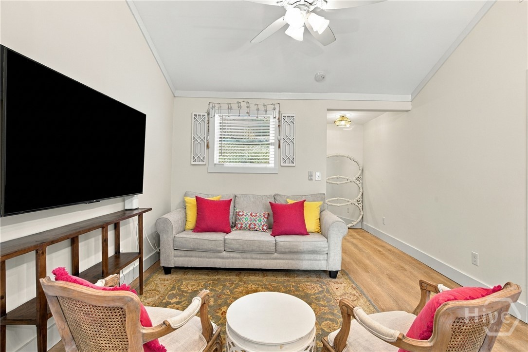 1213 5th Avenue Property Photo 6