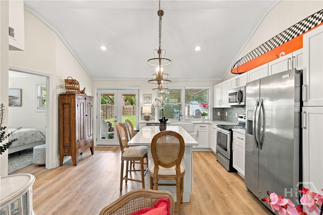1213 5th Avenue Property Photo 10
