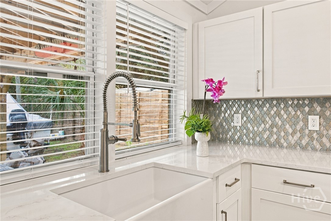 1213 5th Avenue Property Photo 18